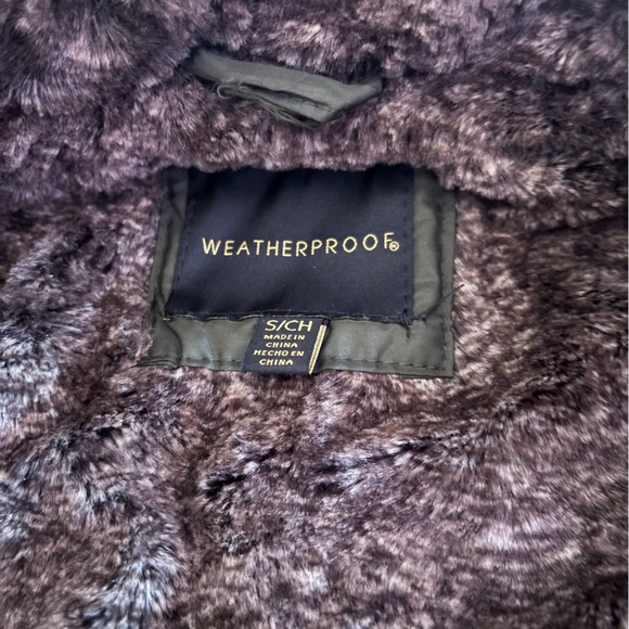 Fur vest - Picture 3 of 4